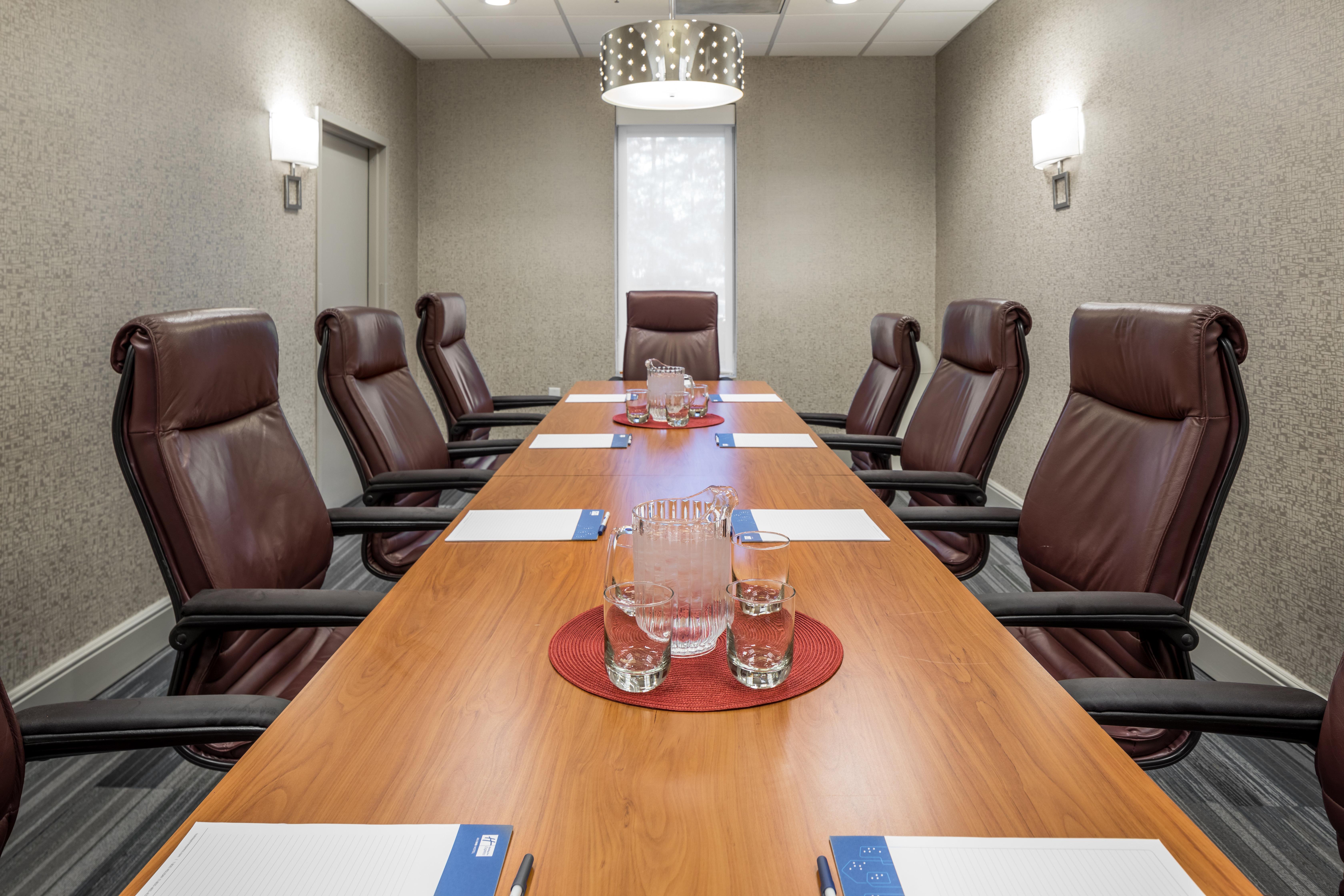Holiday Inn Express Atlanta Airport-College Park By Ihg Exterior foto