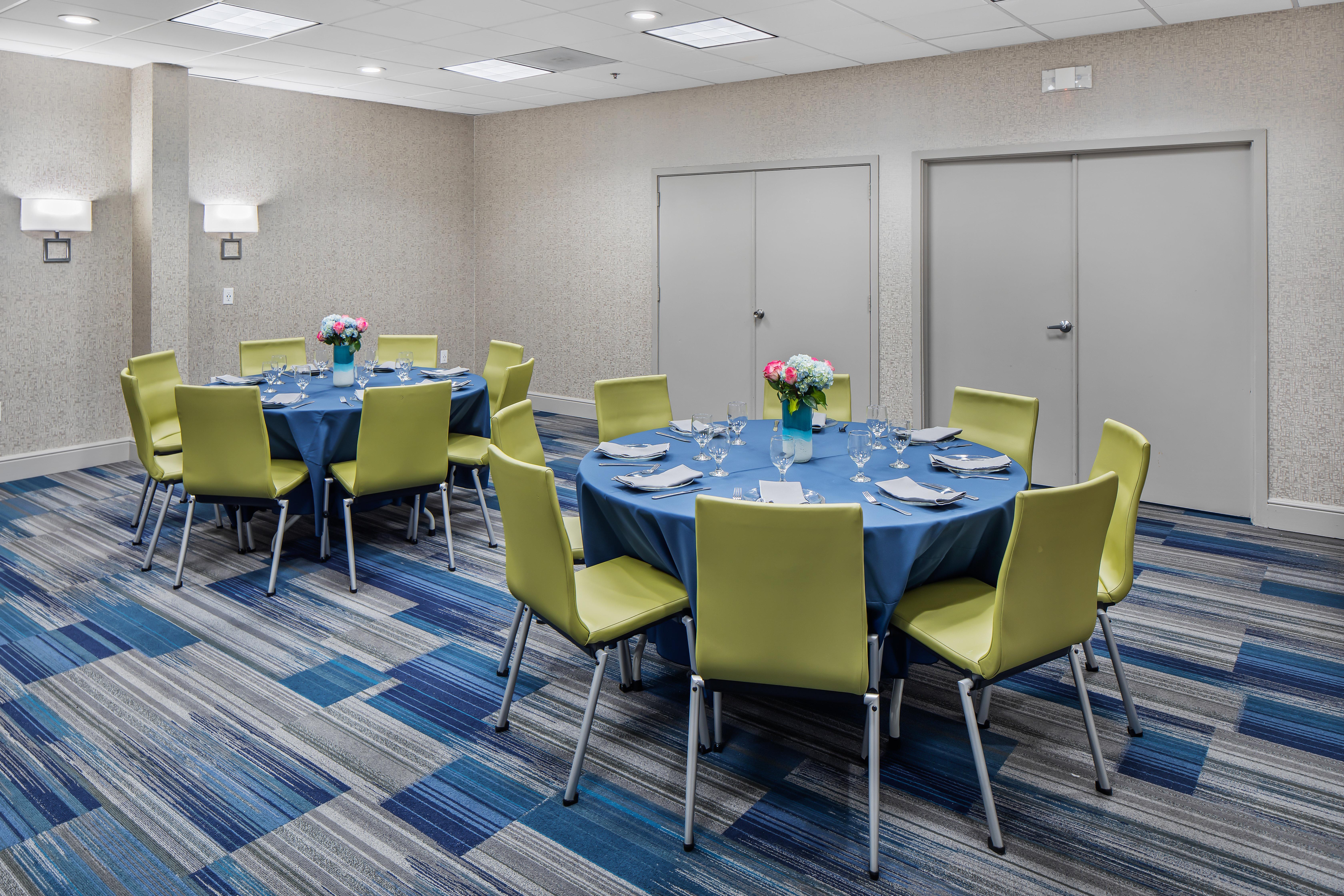 Holiday Inn Express Atlanta Airport-College Park By Ihg Exterior foto